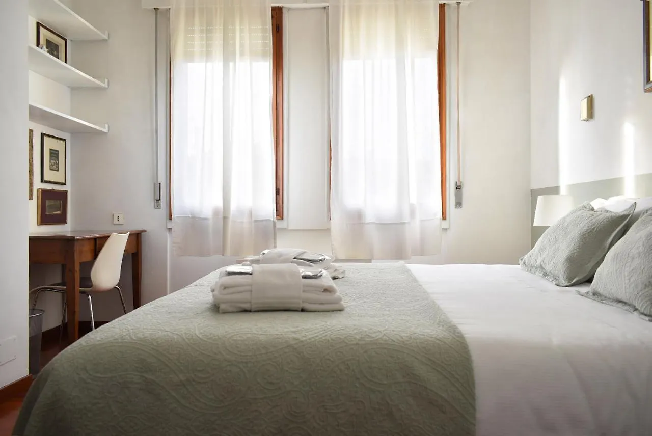 Welc-Om Portello Bright Flat Free Parking Padova Apartment
